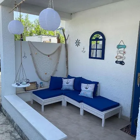 Apartment As *