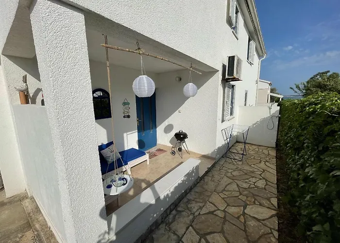 As Apartment